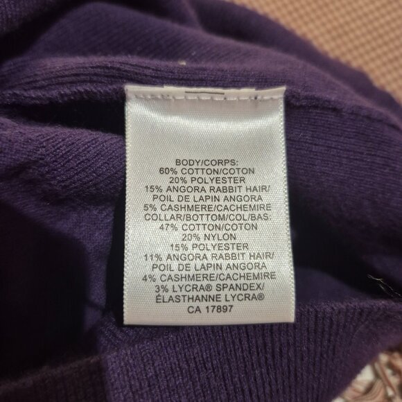 Turlteneck Sweater - Picture 3 of 3